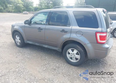 2011 Ford Escape Xlt from USA, damaged, VIN 1FMCU9D70BKA51840